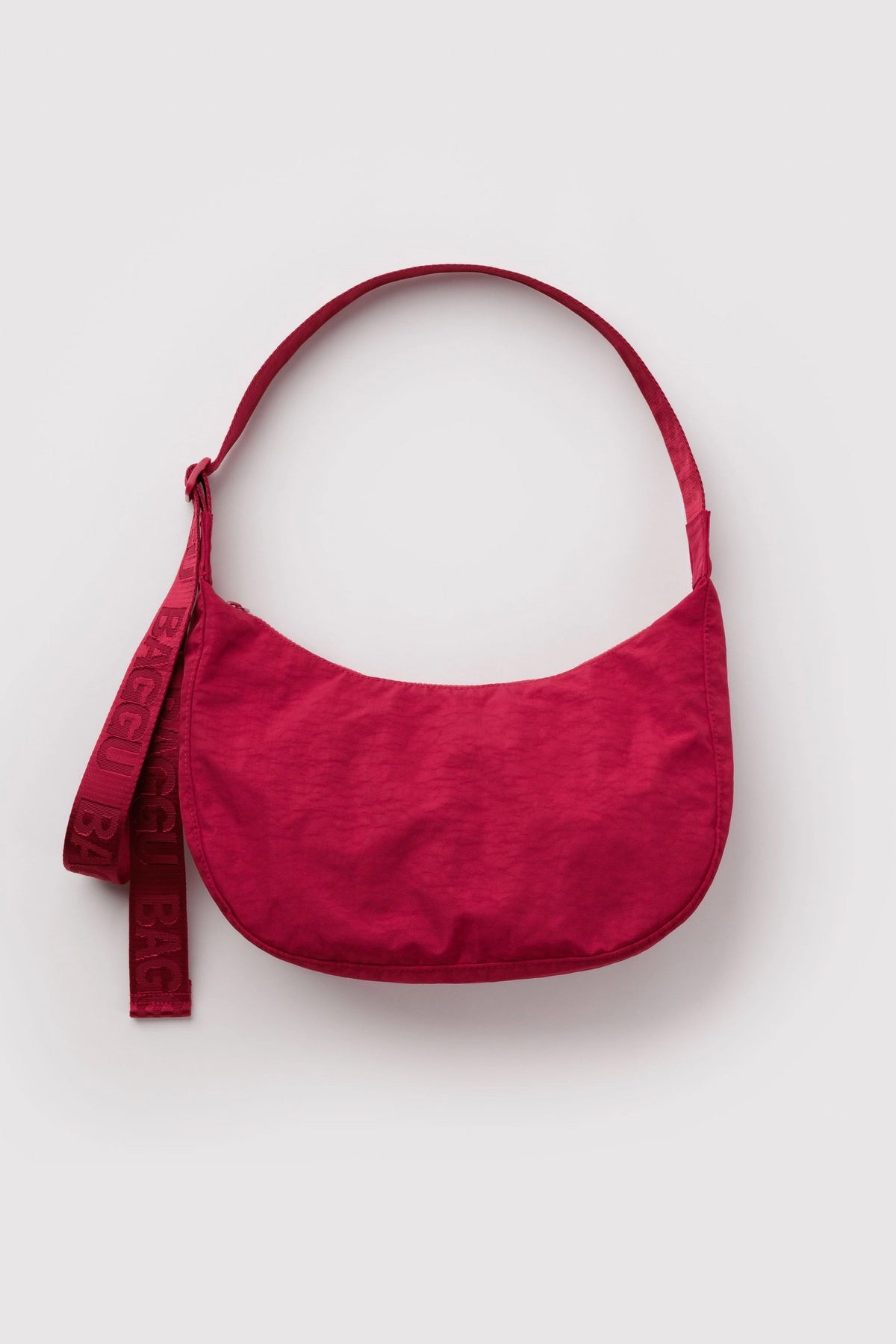 BAGGU Medium Nylon Crescent Bag Cherry